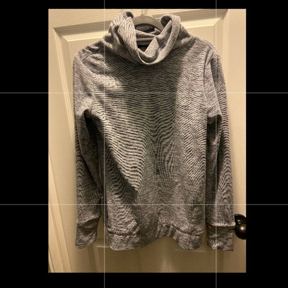 Tek Gear Gray Size Small Long Sleeve Fleece Shirt